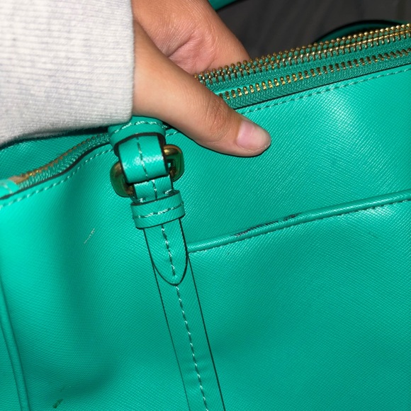 Coach F25669 Peyton leather jordan double zip carryall - Picture 7 of 8